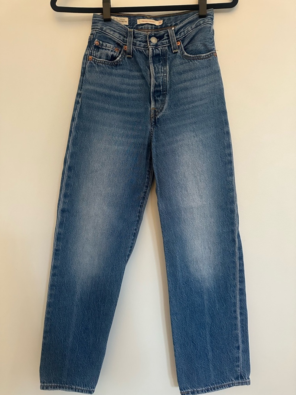 Levi's Ribcage High-Rise Straight Leg Jeans — Faded Blue
